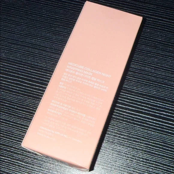 MedicuBe Collagen Night Wrapping Mask - Pink - Picture 5 of 6